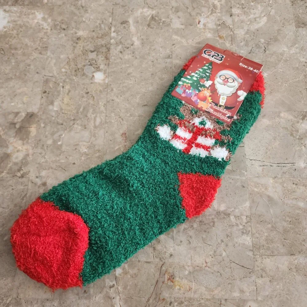Women's Colorful Christmas Fluffy Socks (2pk)